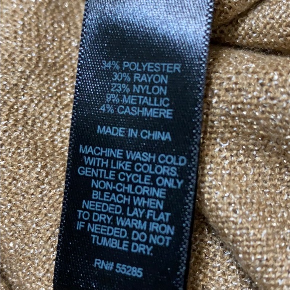 Express Sexy Sweater - Picture 3 of 3